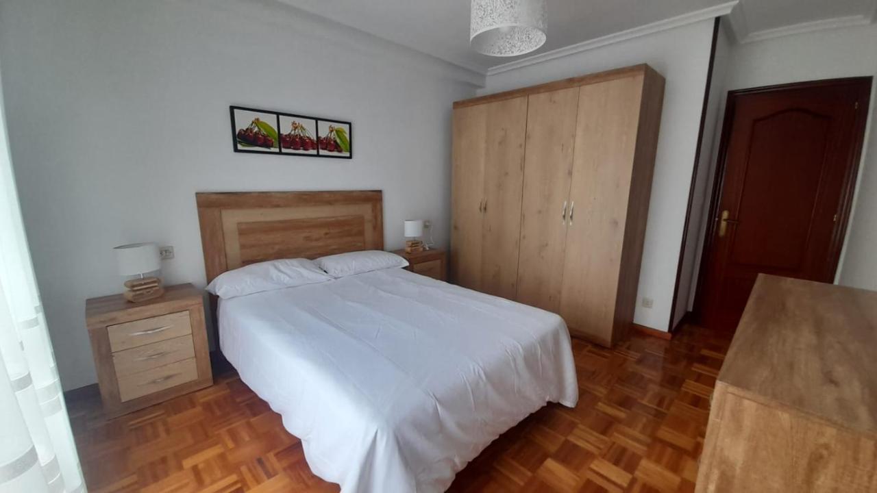En Con Garaje Apartment *